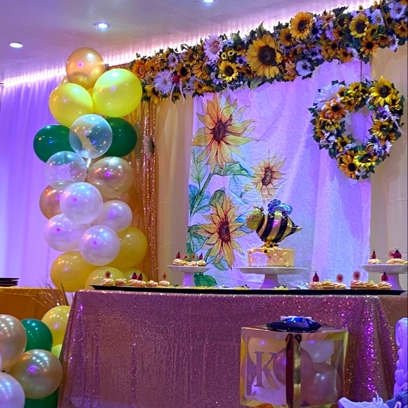 🌻🌼  Sunflower backdrop. Great for weddings, parties, babyshowers, garden theme - Picture 2 of 4